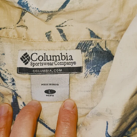 Button down shirt - Picture 2 of 4